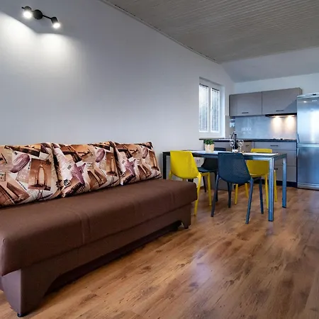 Apartments & Rooms Fam Ribaric Banjol Exterior photo