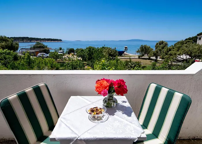Apartments & Rooms Fam Ribaric