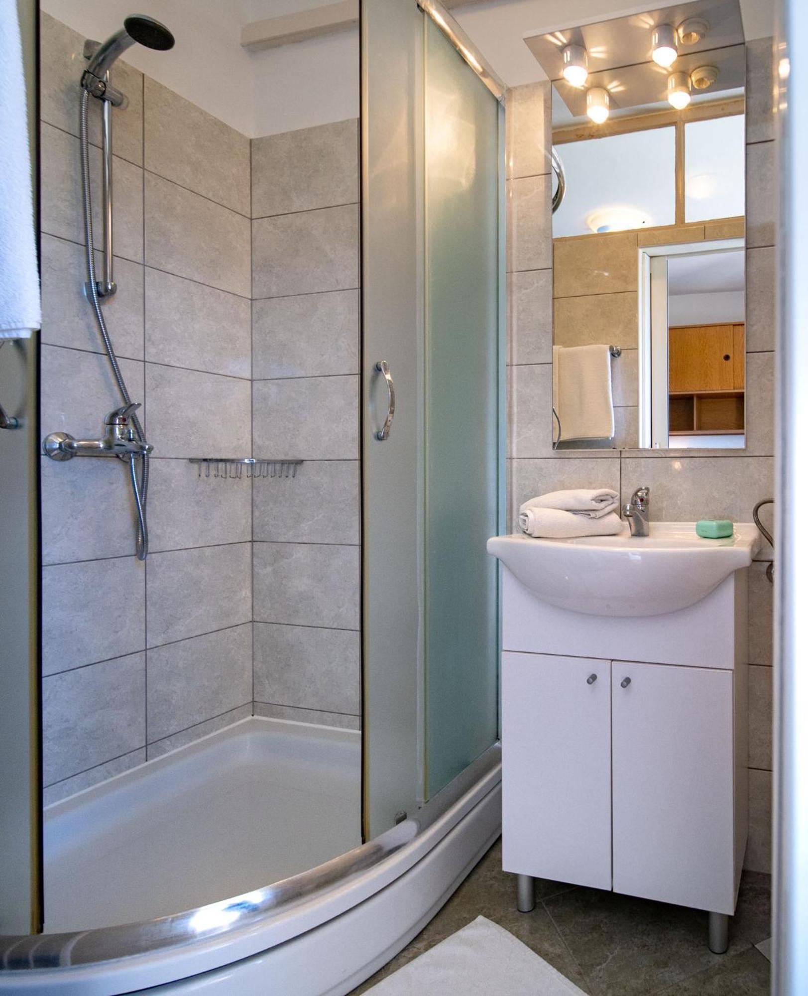 Apartment & Fam Ribaric Banjol