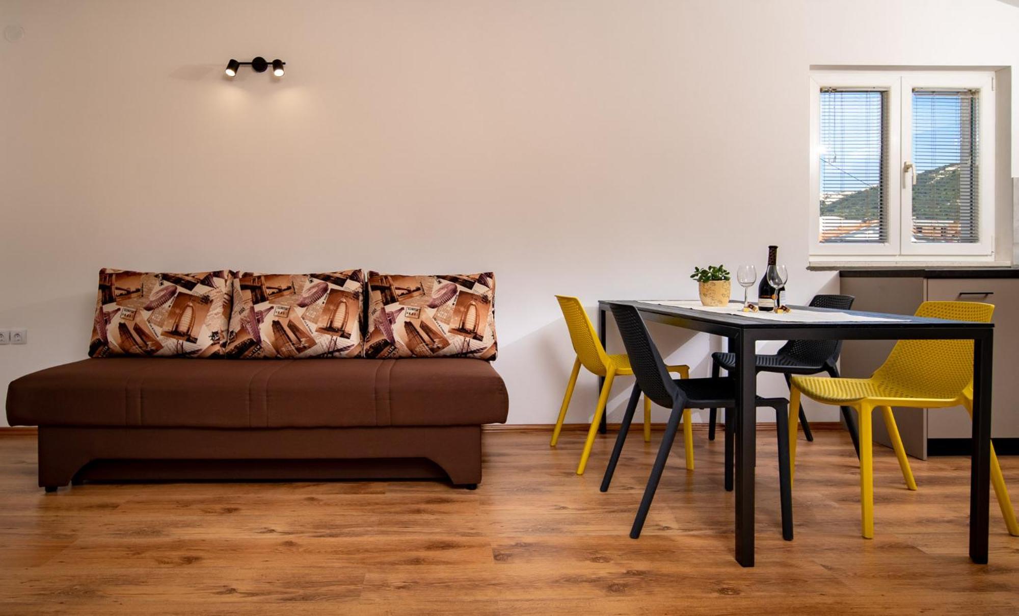 & Fam Ribaric Apartment Banjol